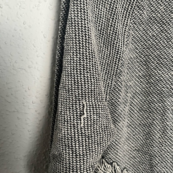 Urban Outfitters Gray Women's sweater Lace Detail - Picture 4 of 5